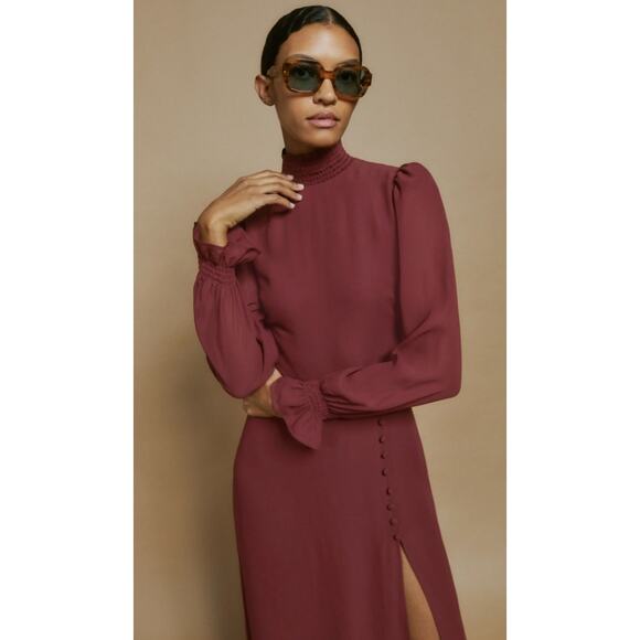 New Reformation Stevi Shirred Georgette Midi Dress Bold Claret size 10 - Picture 4 of 9